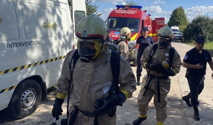 FOTO/ Simulări de atac terorist și explozii chimice. Salvatorii moldoveni participă la un exercițiu internațional