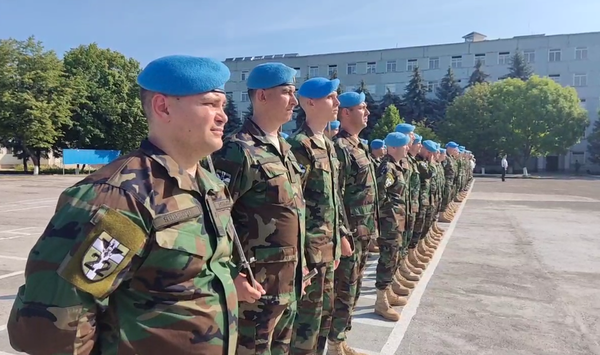 VIDEO/ Un nou contingent de pacificatori KFOR ai Armatei Naționale, detașat în misiunea de menținere a păcii din Kosovo