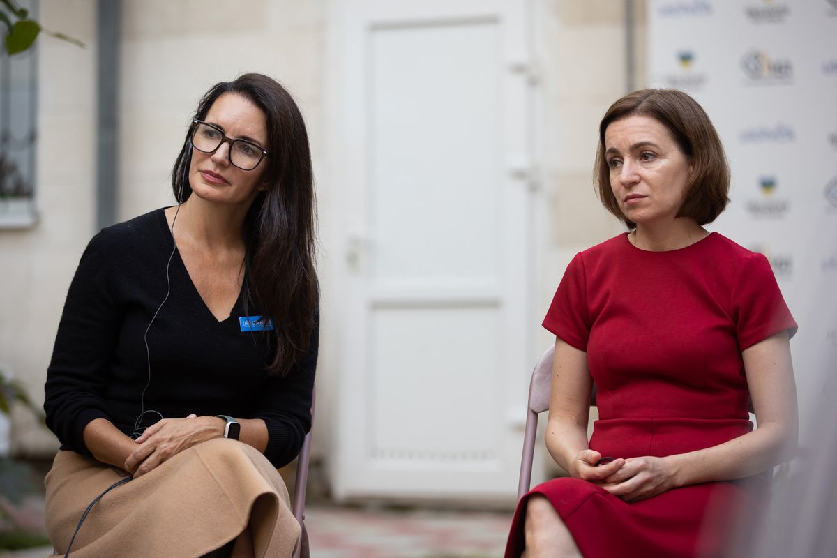 FOTO/ Președinta Maia Sandu, întâlnire cu ambasadoarea și actrița americană Kristin Davis. Unde au mers ambele