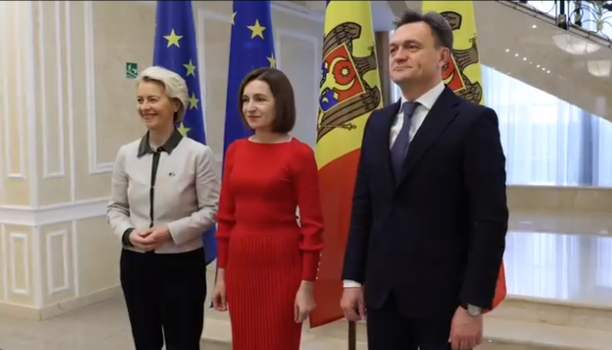 VIDEO/ Președinta Comisiei Europene a ajuns la Chișinău. Primele imagini