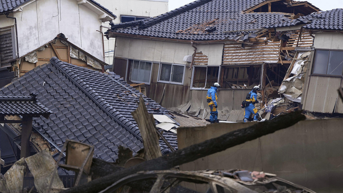 Numărul morților în urma cutremurului din Japonia a crescut la peste 200 de persoane