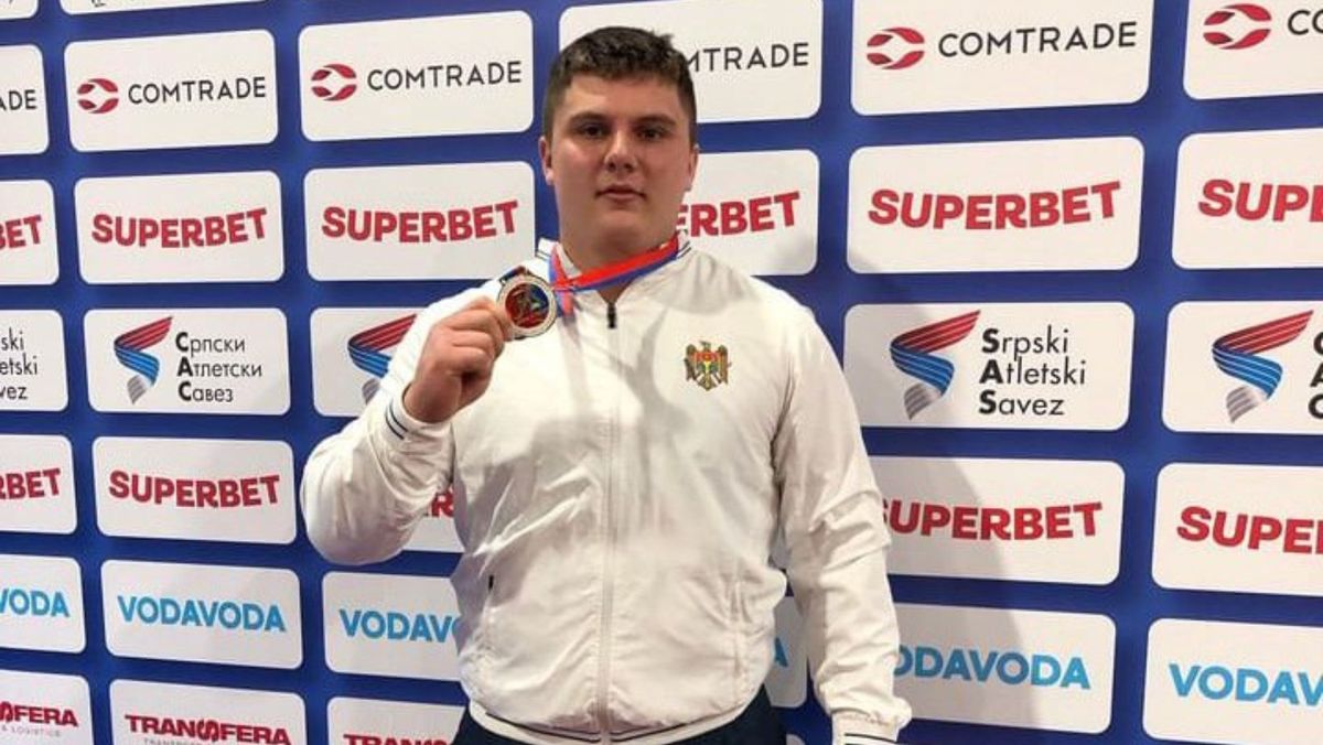 Atletul Alexandr Mazur a devenit campion balcanic la aruncarea greutății și a stabilit un record național
