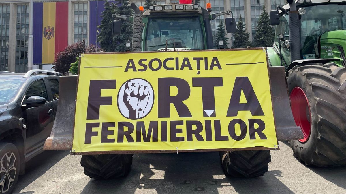 Fermierii moldoveni protestează a cincea zi. Acțiunile se extind în mai multe localități din țară