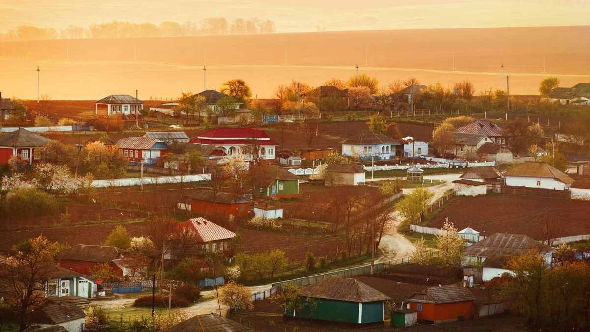 Temperaturi maxime de până la +19 grade Celsius și ploi slabe. Cum va fi vremea în weekend