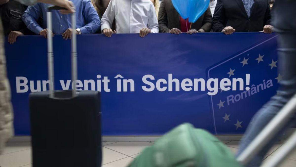 România și Bulgaria au intrat în Schengen cu granițele aeriene și maritime