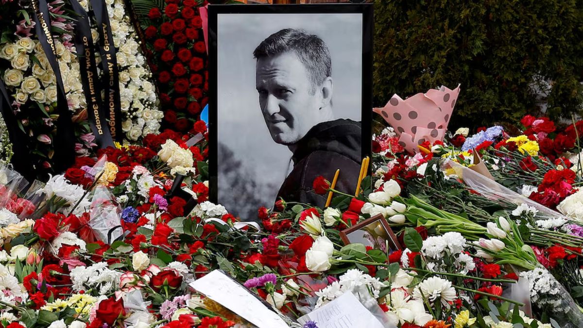 UE va impune sancțiuni împotriva a „30 de persoane și entități” responsabile de moartea lui Navalnîi