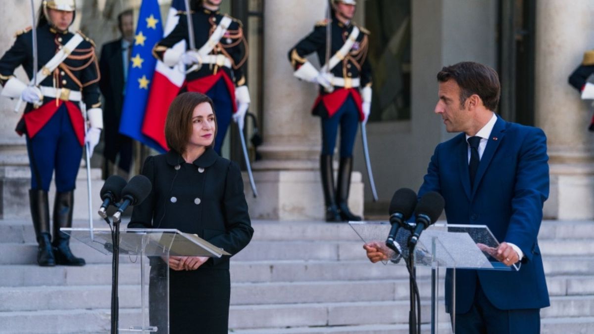 Maia Sandu pleacă într-o vizită de lucru la Paris: Se va întâlni cu Emmanuel Macron