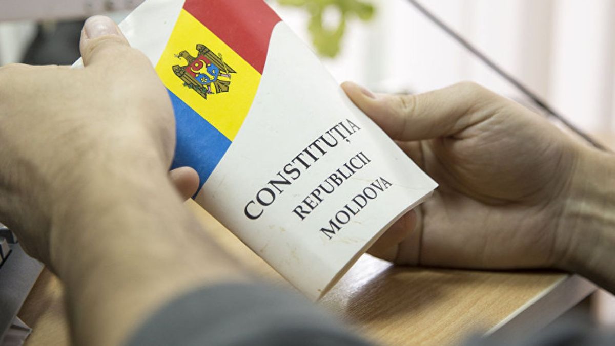 Autoritățile au pregătit un proiect de modificare a Constituției. Ce se propune