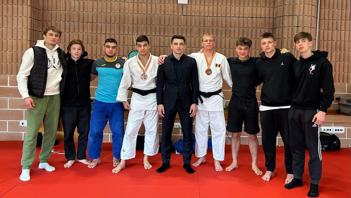 Judocanii moldoveni au obținut două medalii de bronz la turneul Junior European Cup din Italia