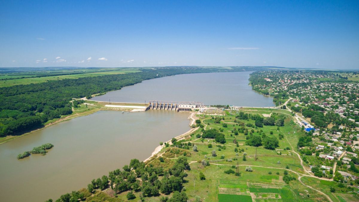 Meteorologii au emis cod galben de inundații. Este posibilă subinundarea mai multor terenuri agricole