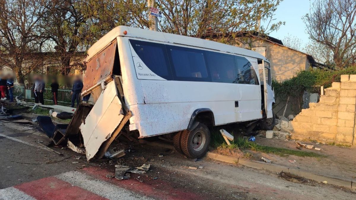 Șoferul camionului implicat în accidentul de la Măgdăcești, plasat în arest la domiciliu pentru 30 de zile