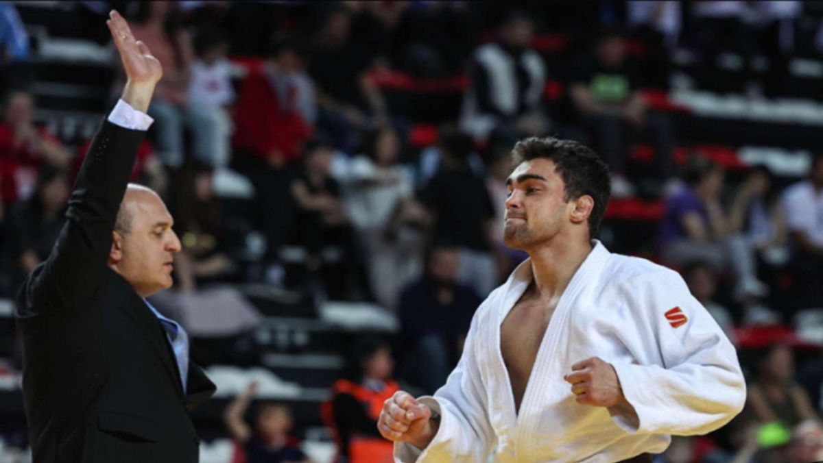 Judocanul Adil Osmanov a obținut două victorii la Campionatul Mondial de la Abu Dhabi