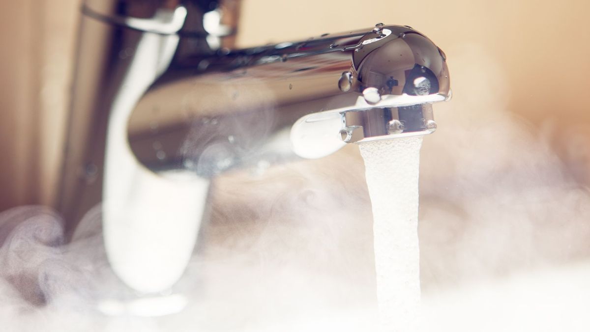 Consumatorii din sectorul Rîșcani al capitalei vor rămâne în perioada 15 – 17 mai fără apă caldă menajeră