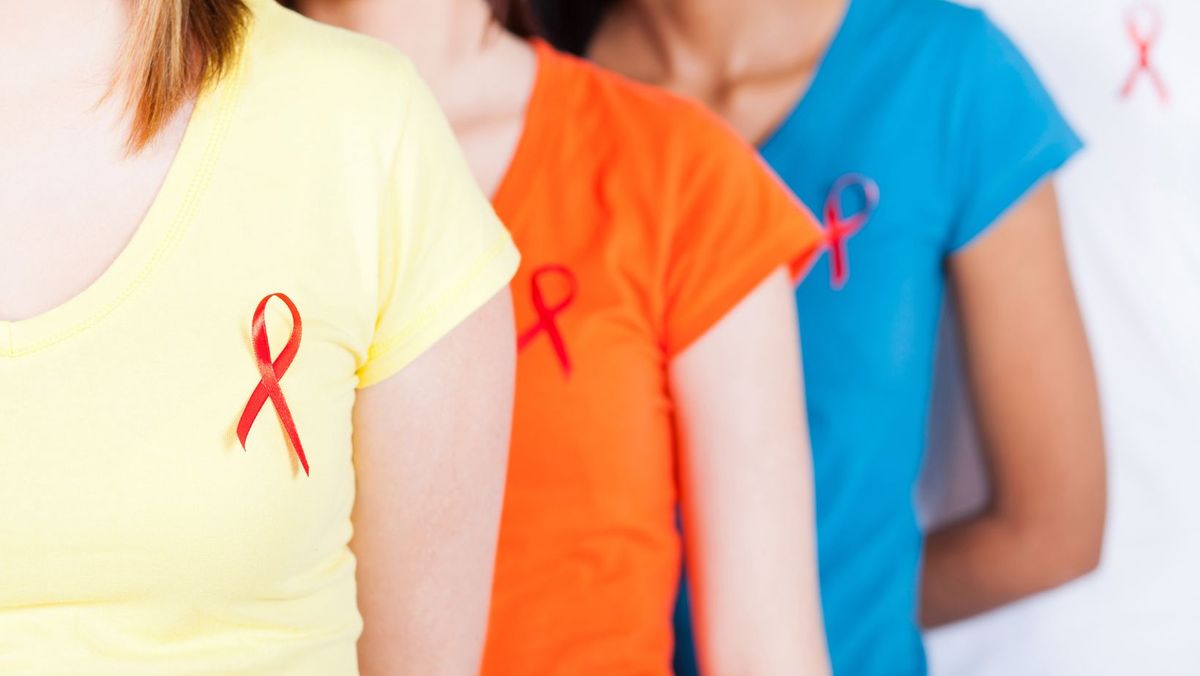 „Nu te lăsa dus de val. Testează-te la HIV!”. Campanie desfășurată la nivel național