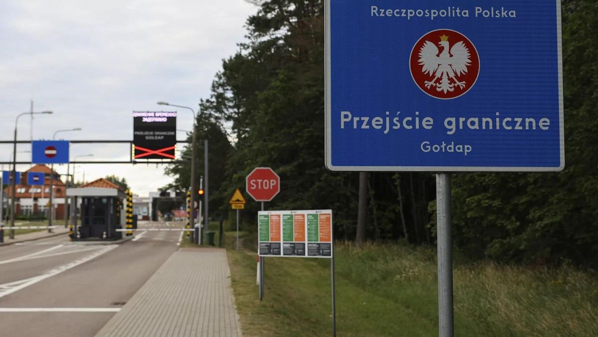 Polonia restricționează mișcările diplomaților ruși pe teritoriul său