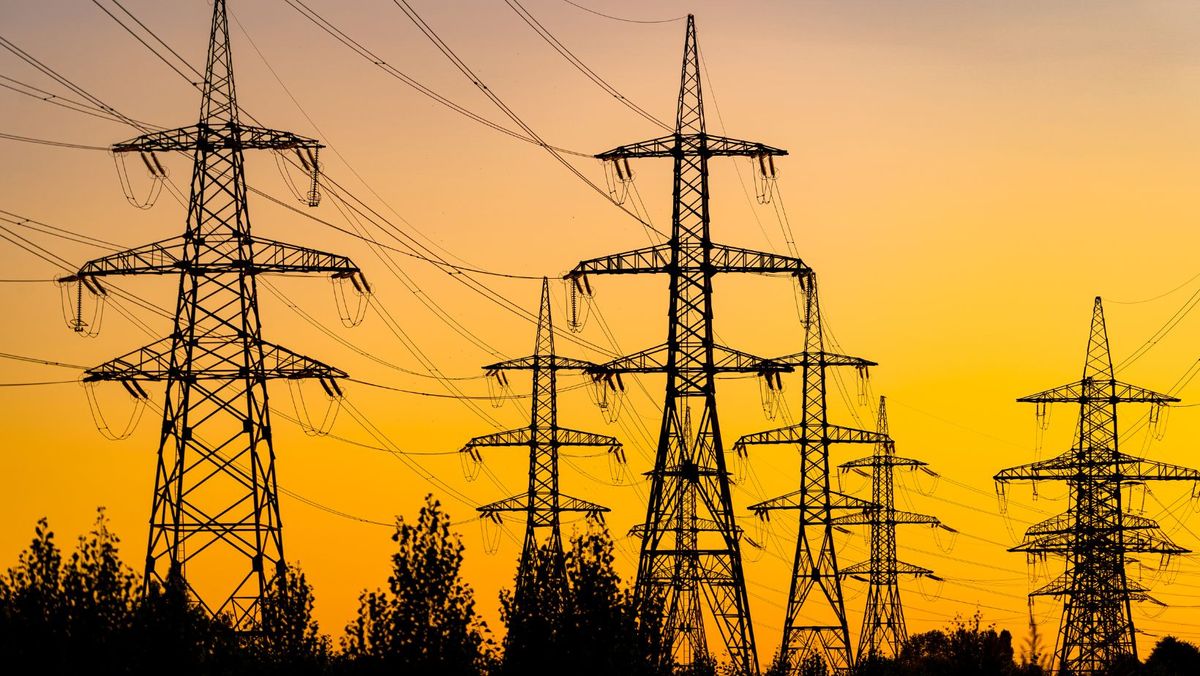 R. Moldova va continua să importe energie electrică din România. Ordonanța de urgență, aprobată de Guvernul Ciolacu
