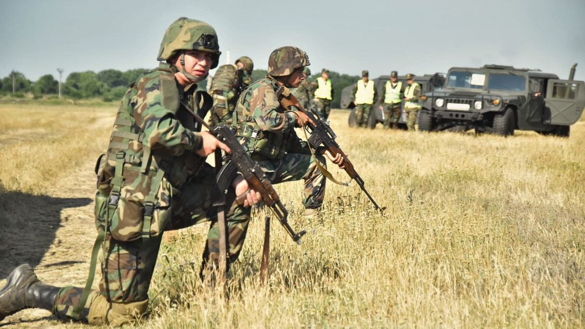 Tehnică militară pe drumurile din țară. Militarii Armatei Naționale participă la exercițiul „Scutul Păcii 2024”