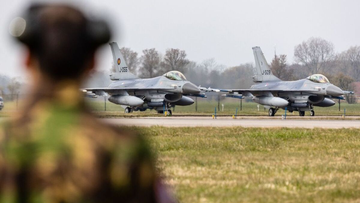 Țările de Jos vor permite Ucrainei să folosească avioane F-16 pentru a lovi ținte de pe teritoriul Rusiei