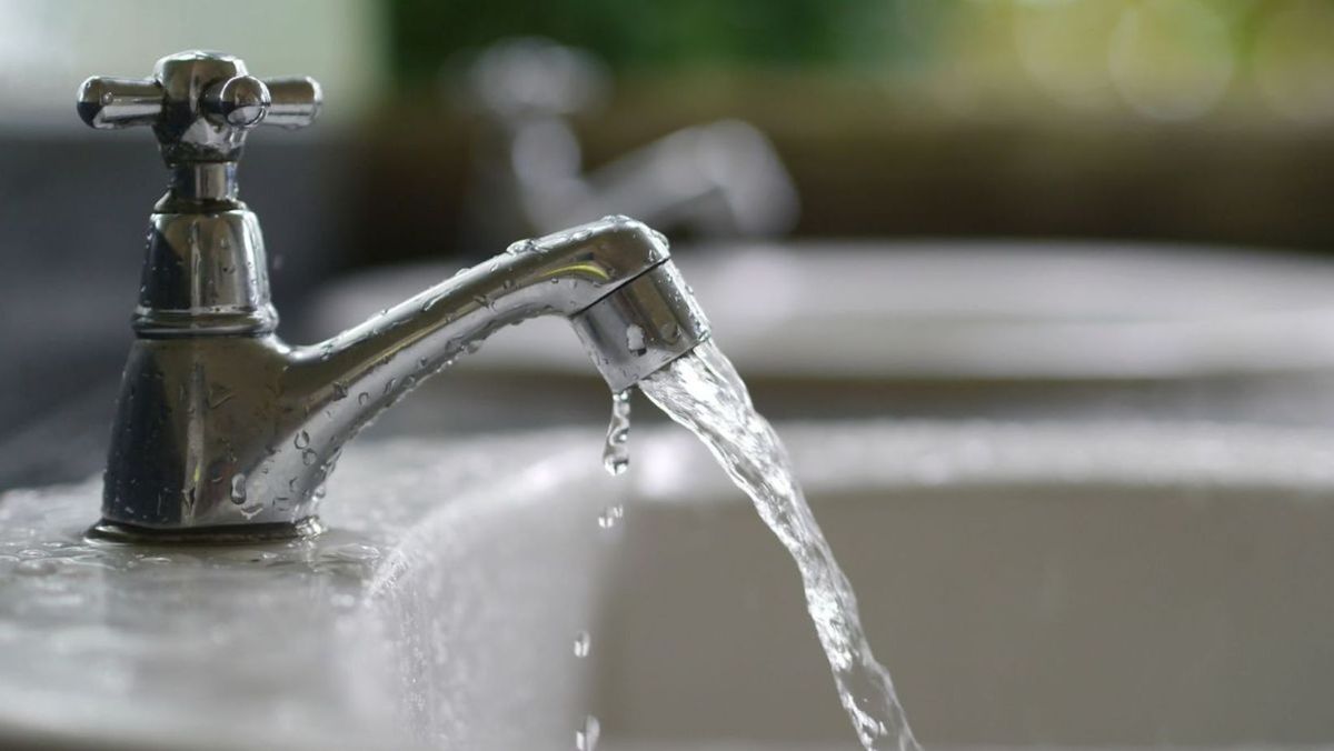 ​​​​​​​ANRE a aprobat tarifele pentru serviciile publice de alimentare cu apă, canalizare și distribuție a gazelor naturale