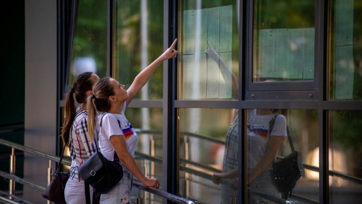 Topul liceelor cu cele mai bune rezultate la examenul de bacalaureat din acest an