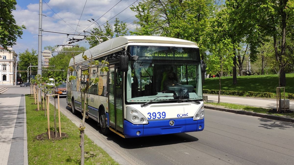 De ce aerul condiționat nu funcționează în toate troleibuzele și autobuzele din Chișinău?