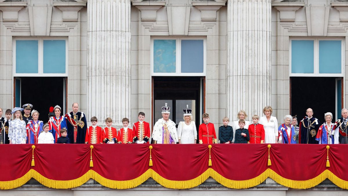 Palatul Buckingham deschide vizitatorilor camera cu celebrul balcon al Familiei Regale. Cât costă un bilet