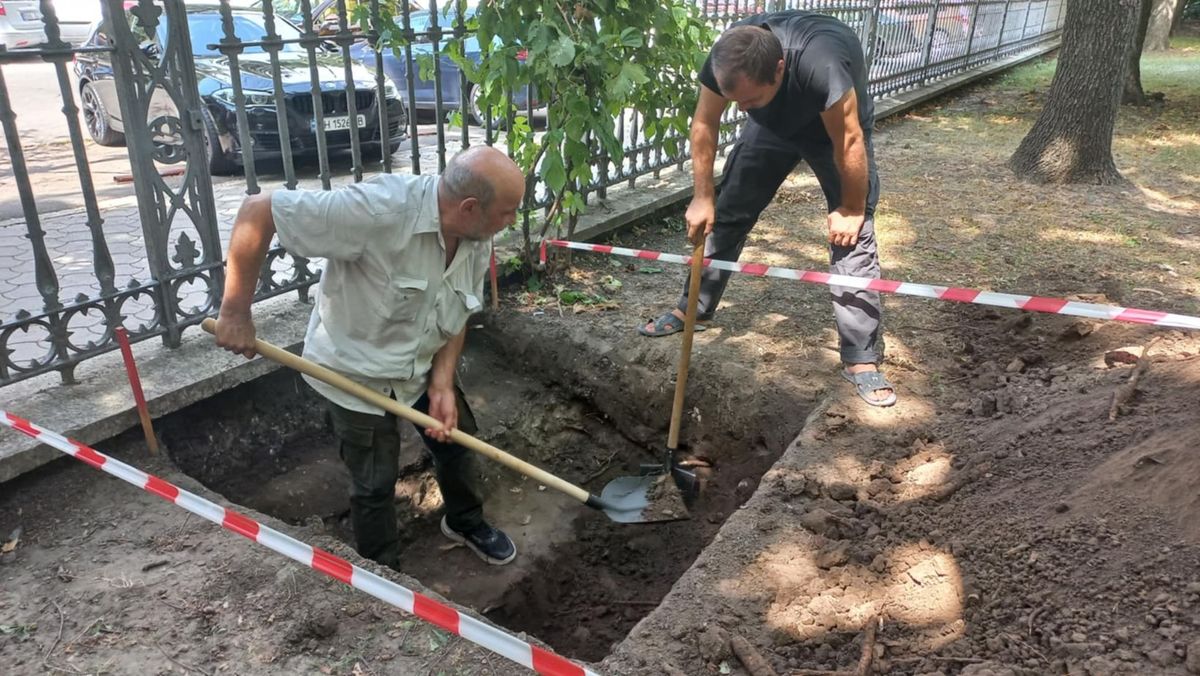 În Grădina Publică „Ștefan cel Mare și Sfânt” au loc cercetări arheologice. Ce spune Ministerul Culturii