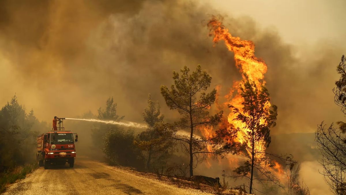 Chișinăul a emis alertă de călătorie în Turcia în contextul incendiilor de vegetație