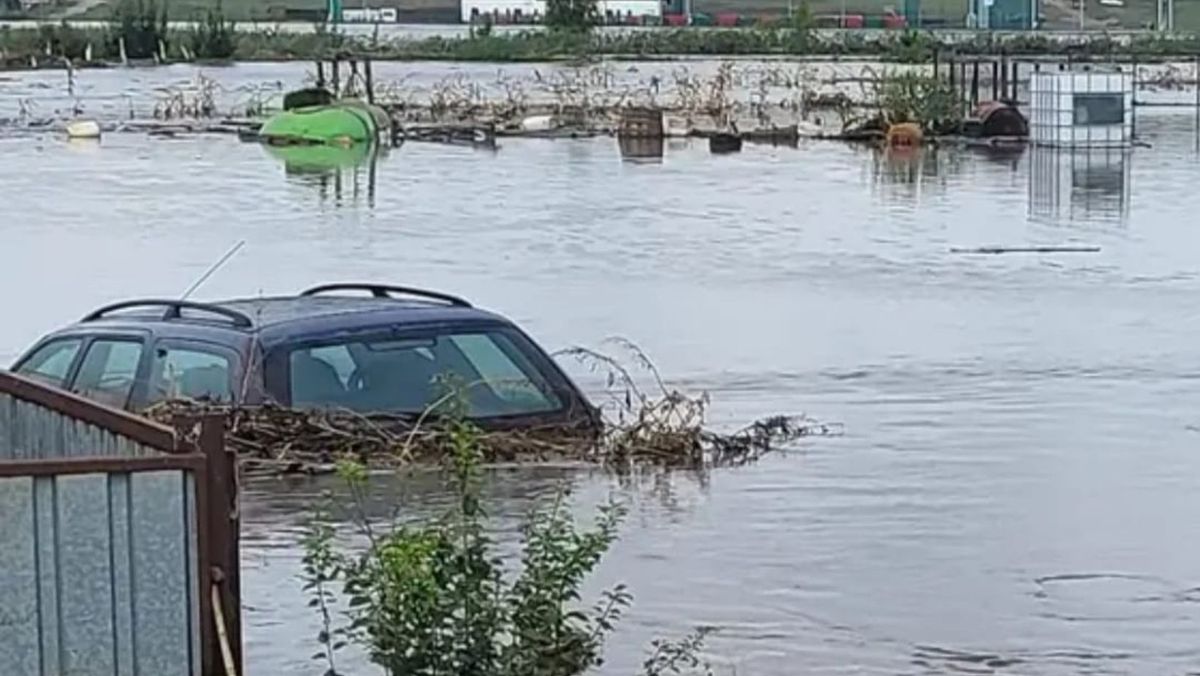 FOTO/ Ploile puternice au făcut prăpăd în sudul României: Patru morți în inundațiile din Galați