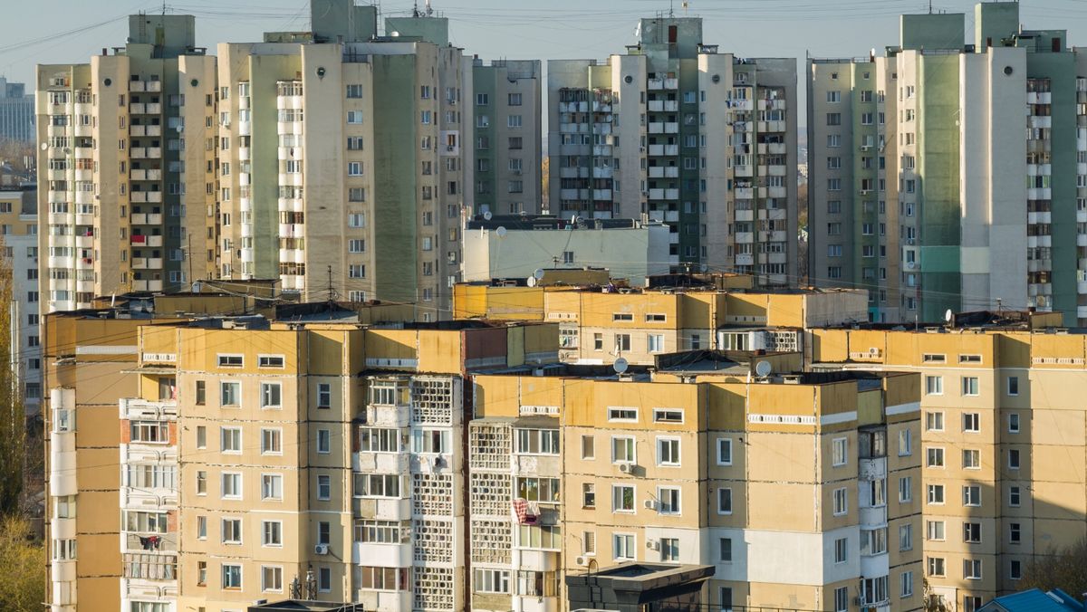 Moldovenii care și-au izolat termic pereții exteriori ai apartamentelor vor achita facturi mai mici la căldură