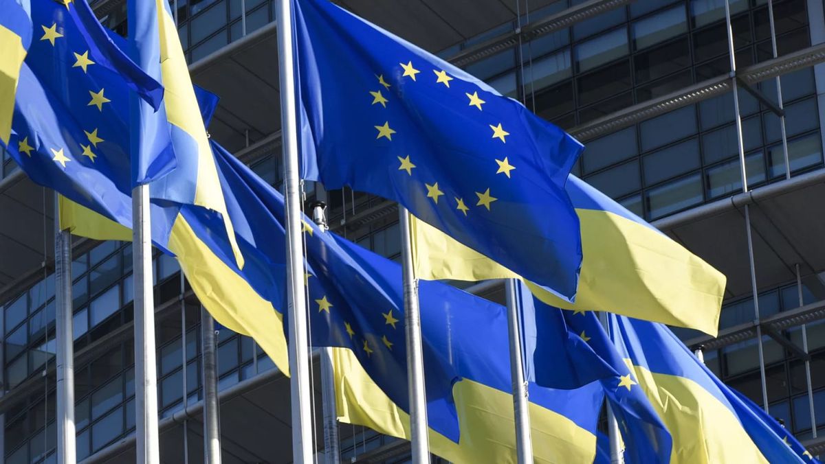 Parlamentul European acordă Ucrainei un împrumut de 35 de miliarde de euro, finanțat de active rusești