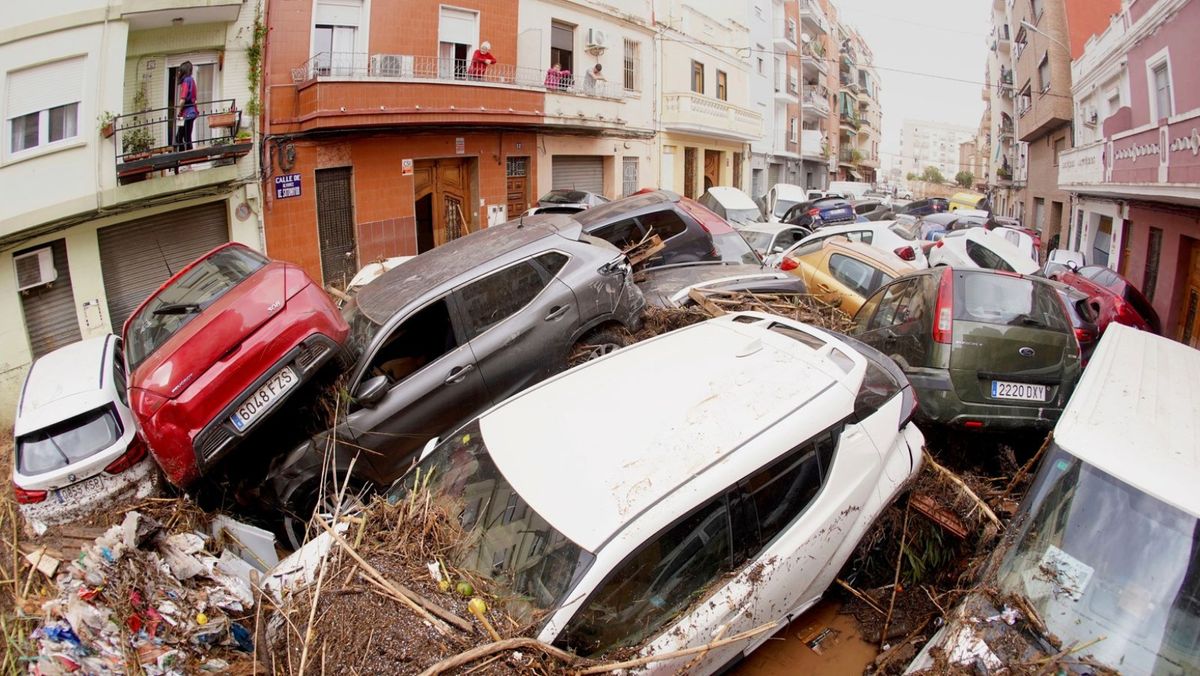 ACTUALIZARE/ 22 de români sunt dați dispăruți în timpul inundațiilor din Spania