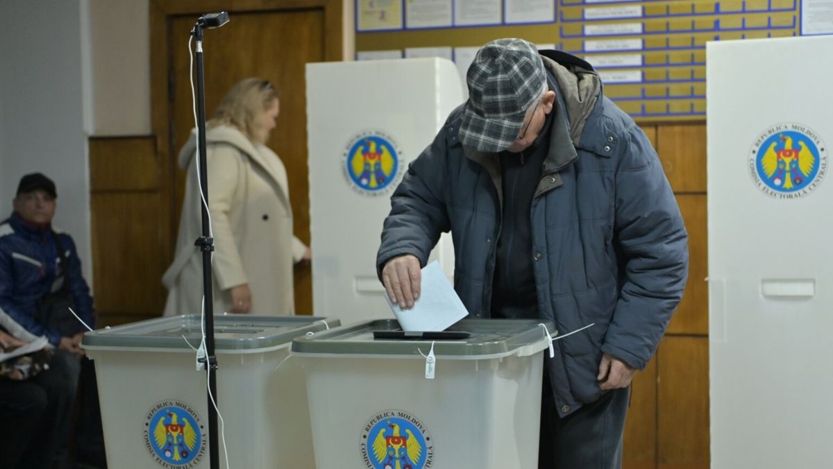 Două localități din R. Moldova își aleg astăzi primarii: Până la ora 12:00 au votat 591 de cetățeni