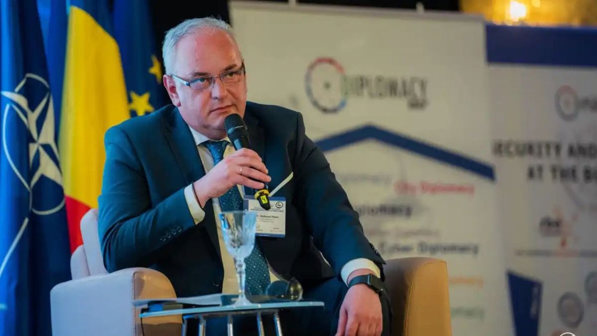 Păun Rohovei - noul ambasador al Ucrainei la Chișinău. Este originar din Cernăuți și vorbește fluent româna