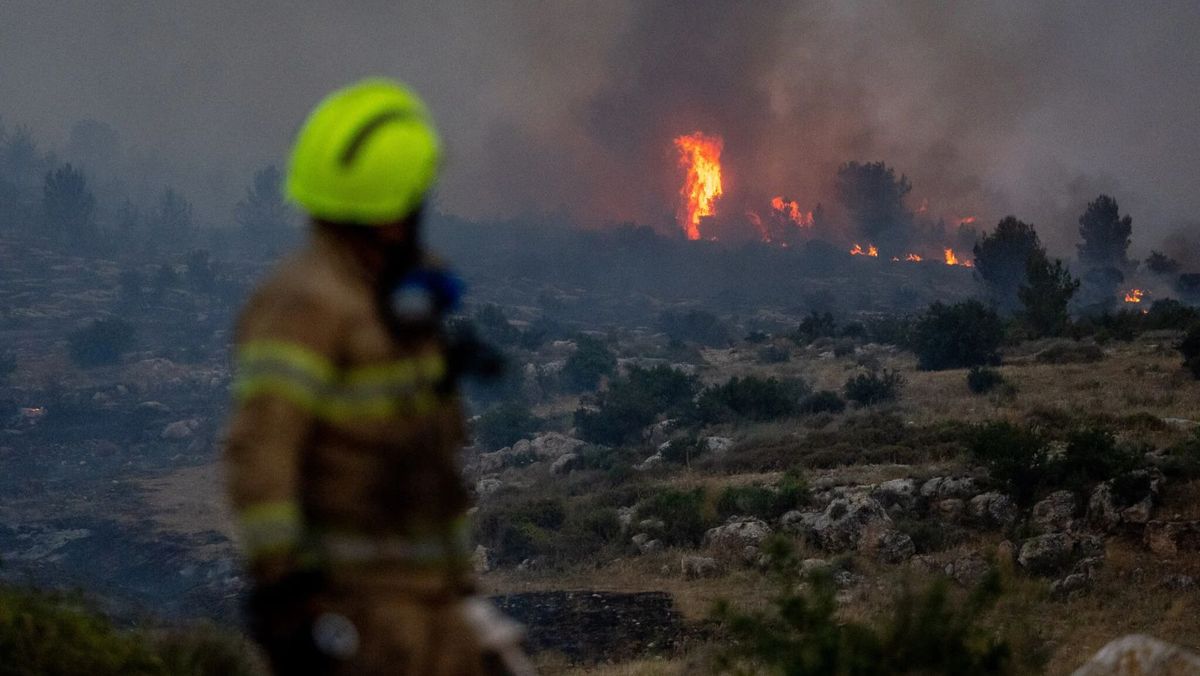 Incendii devastatoare în apropiere de Ierusalim. Ambasada R. Moldova în Israel a emis o atenționare
