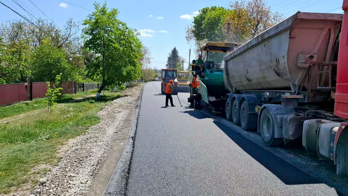 Premierul Recean anunță investiții „fără precedent” pentru modernizarea drumurilor din R. Moldova