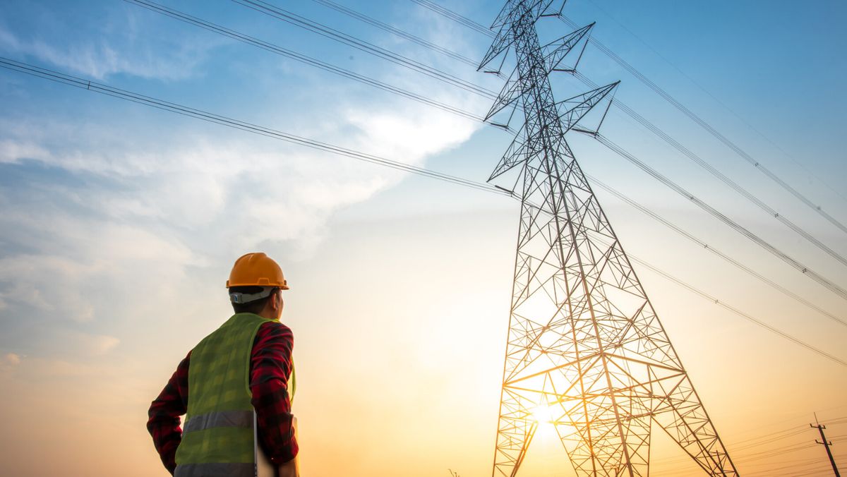 Posibile întreruperi scurte de curent în mai multe raioane din centrul și sudul țării. Precizările Premier Energy
