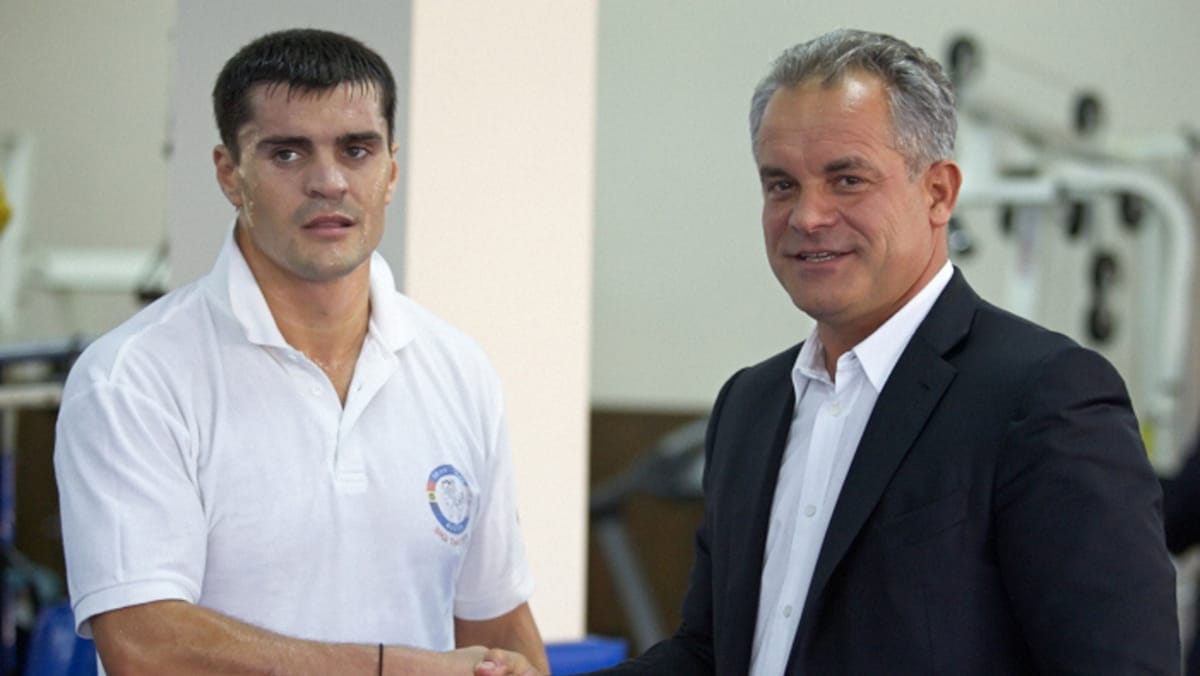 Poliția confirmă că a doua persoană arestată în Grecia este Constantin Țuțu. IGP a publicat lista actelor ridicate în timpul perchezițiilor