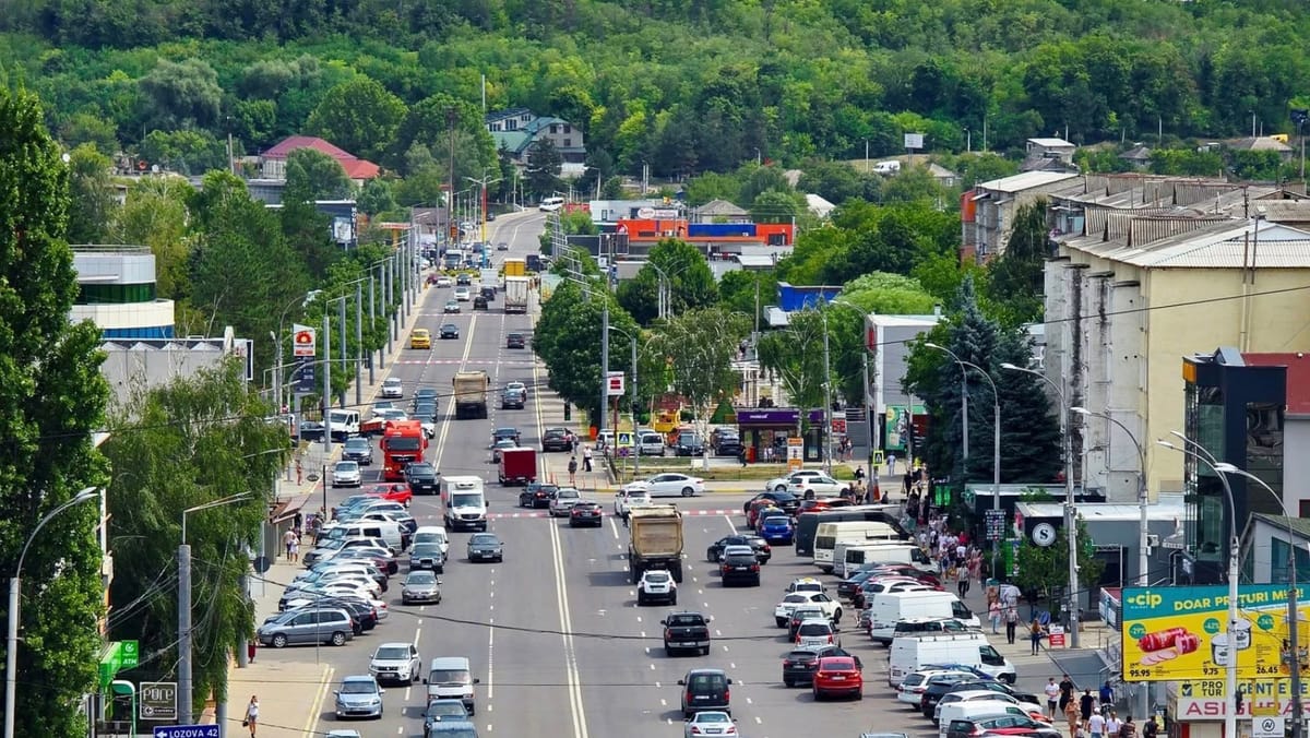 Cer variabil și fără precipitații. Mercurul din termometre va urca până la +33°C