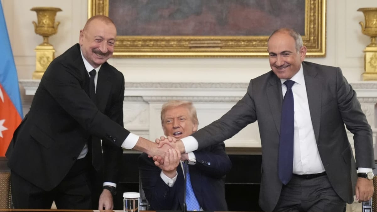 Liderii Armeniei și Azerbaidjanului au semnat la Casa Albă un acord de pace