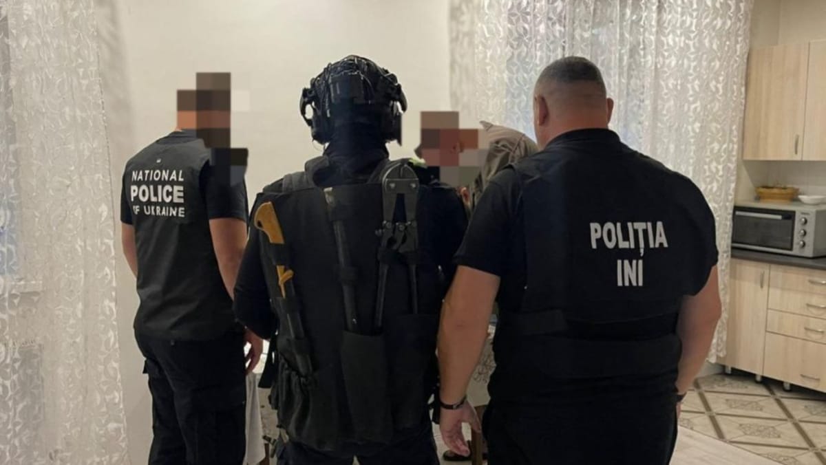 Trei cetățeni ai Ucrainei, reținuți pentru escrocherii cu mașini și drone. Printre victime se numără militari ucraineni activi pe front
