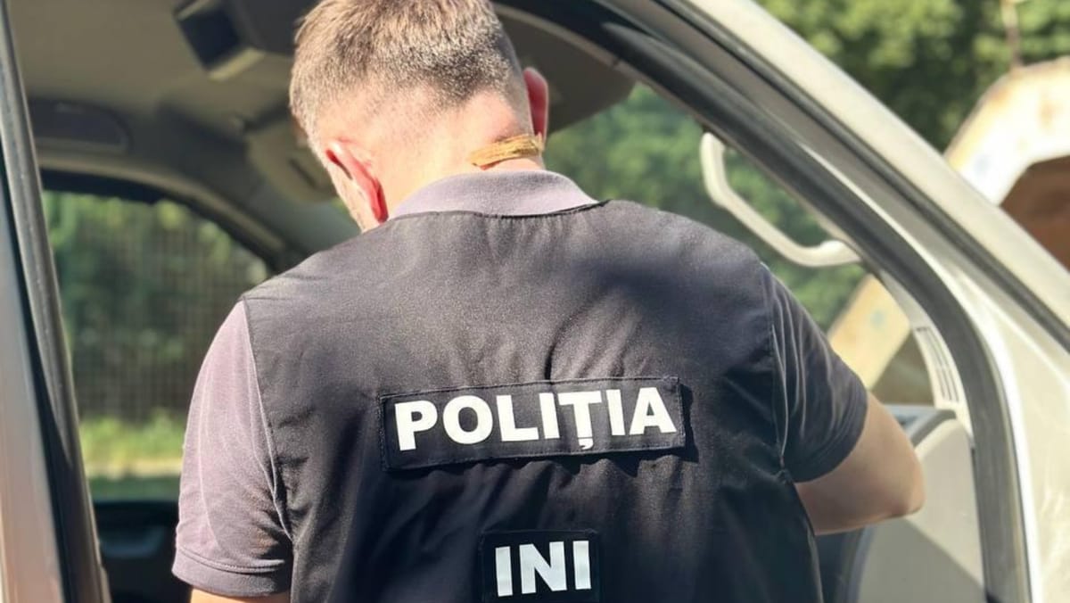 Noi percheziții într-un dosar de corupere a alegătorilor: Polițiștii au ridicat mai multe probe esențiale pentru investigație