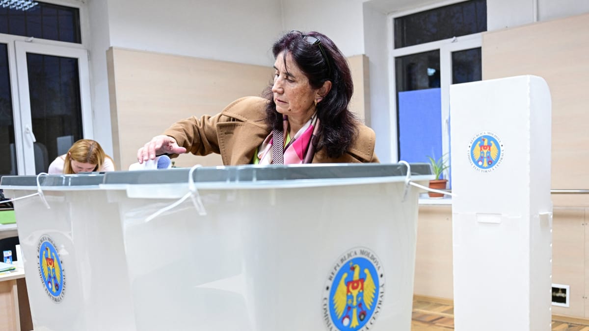 Cinci zile până la alegeri. Cetățenii sunt îndemnați să verifice online secția de votare la care sunt arondați