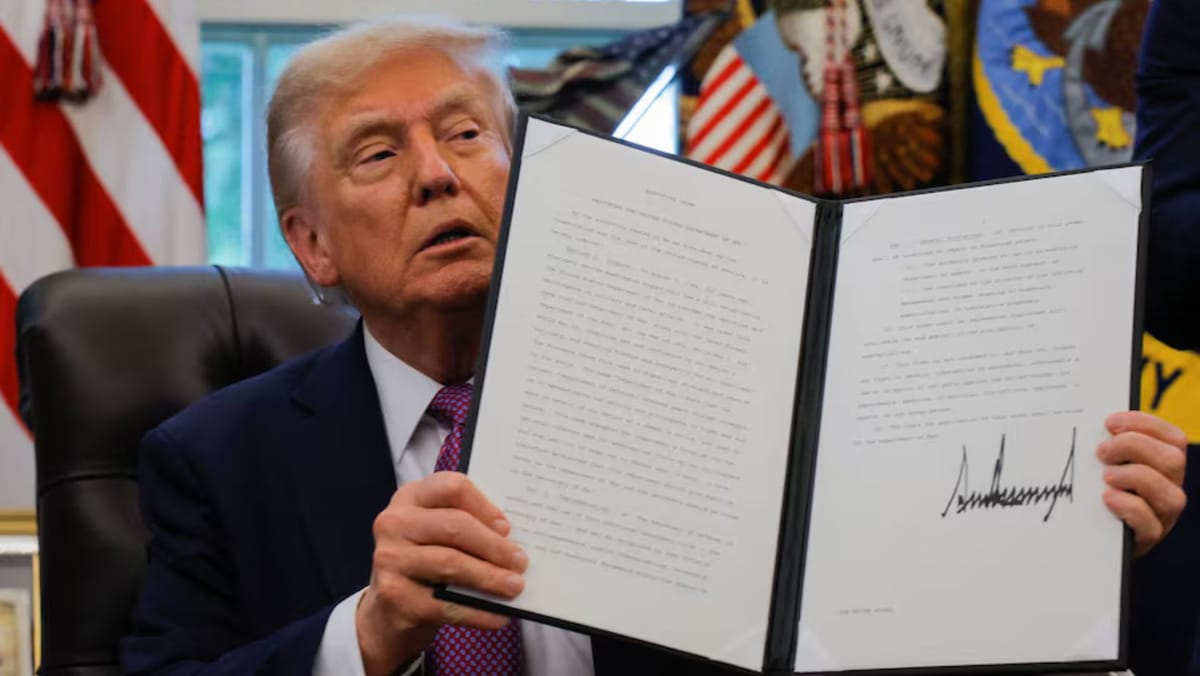 Donald Trump a semnat un decret prin care a redenumit Pentagonul în „Departamentul de Război”