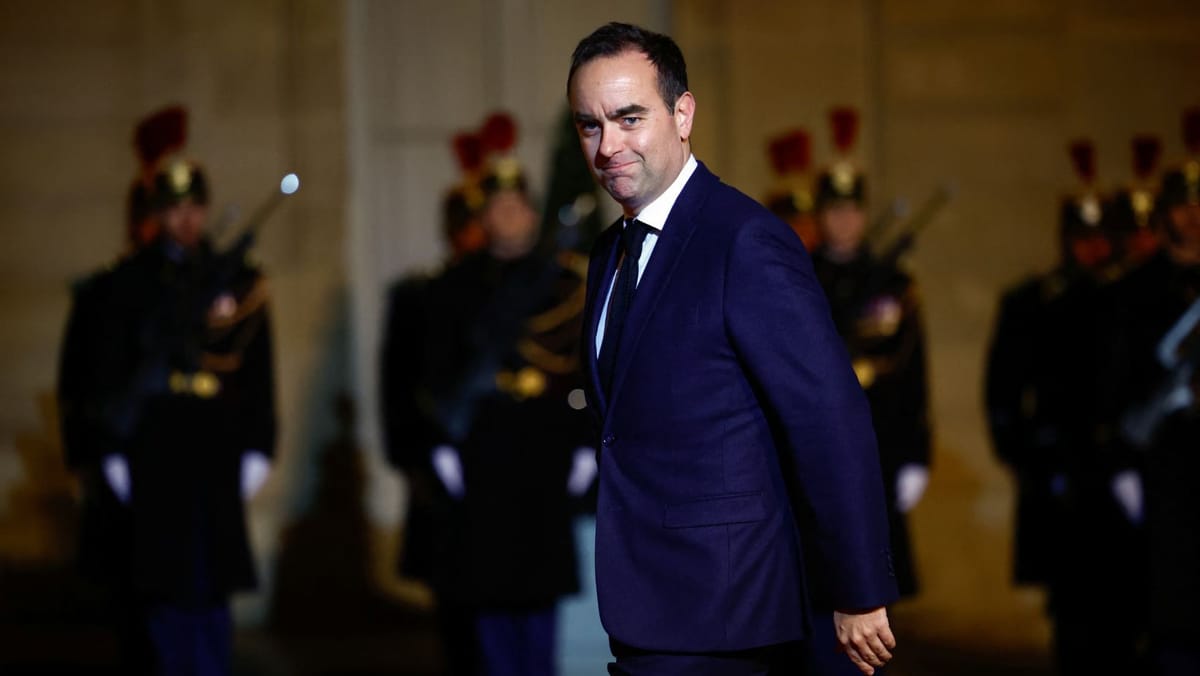 Emmanuel Macron l-a desemnat pe Sébastien Lecornu la funcția de prim-ministru al Franței