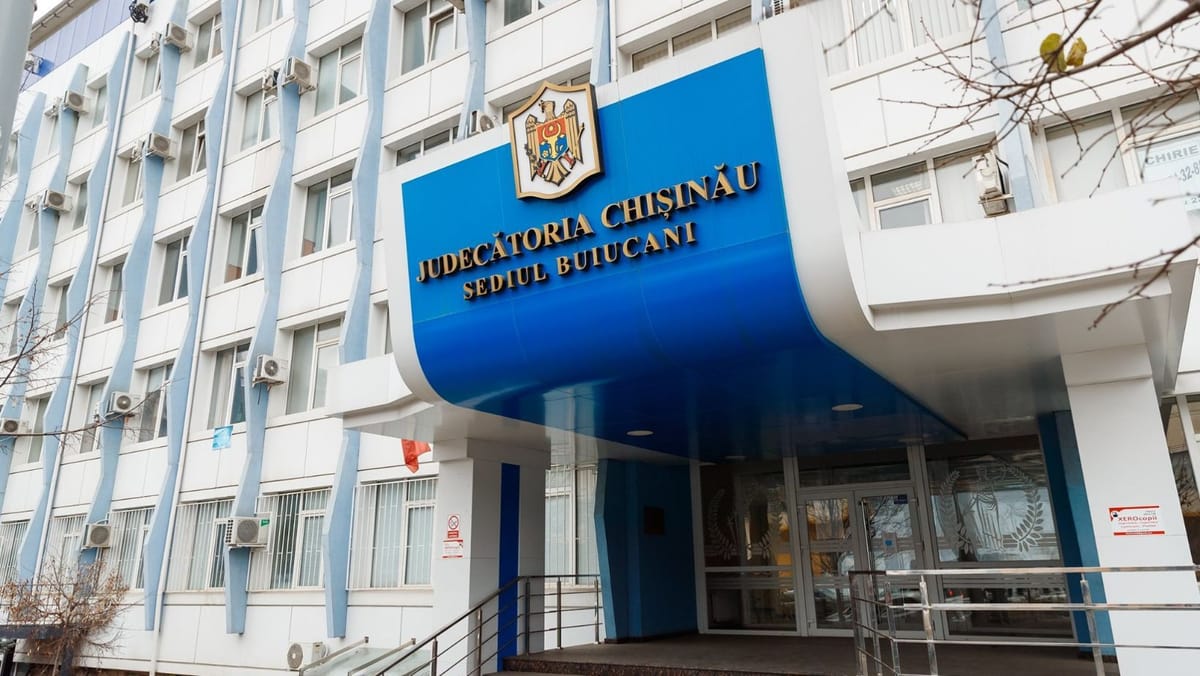 Doi tineri din Bender, condamnați la câte 11 ani de închisoare pentru schema „ruda implicată în accident”