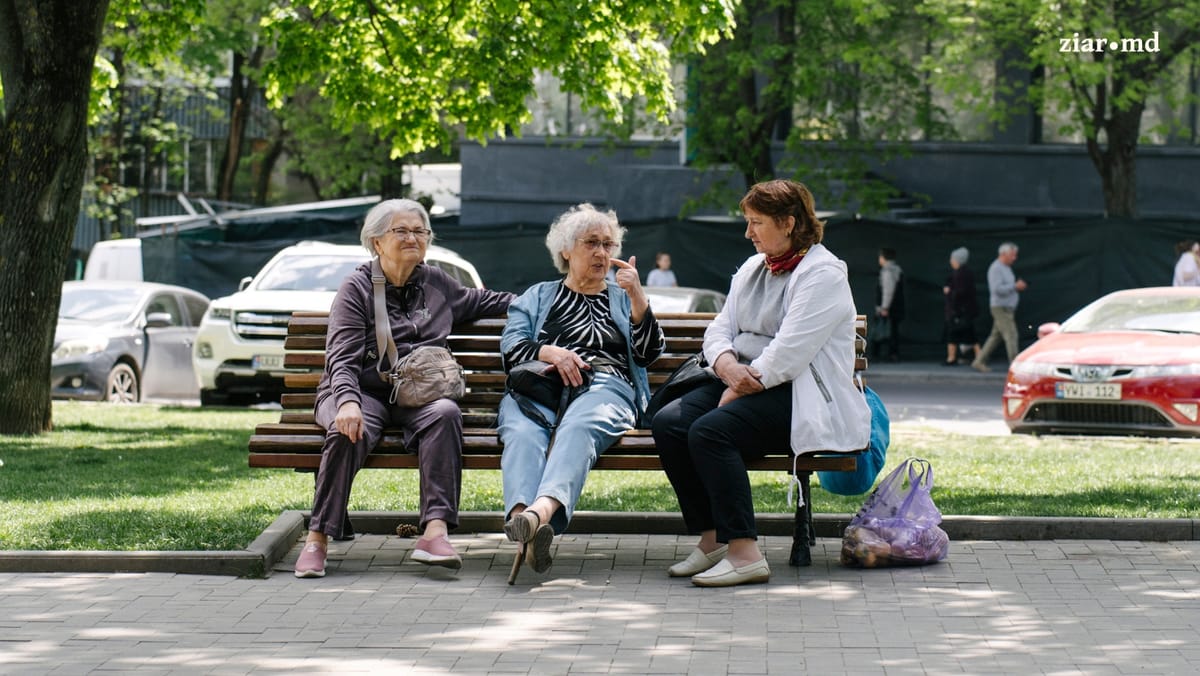 Peste o pătrime din populația R. Moldova este trecută de 60 de ani. Datele BNS