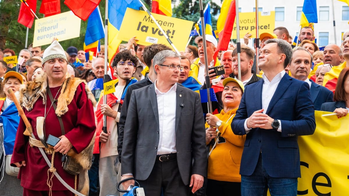 PAS anunță că a aflat din presă despre retragerea a doi deputați din fracțiune
