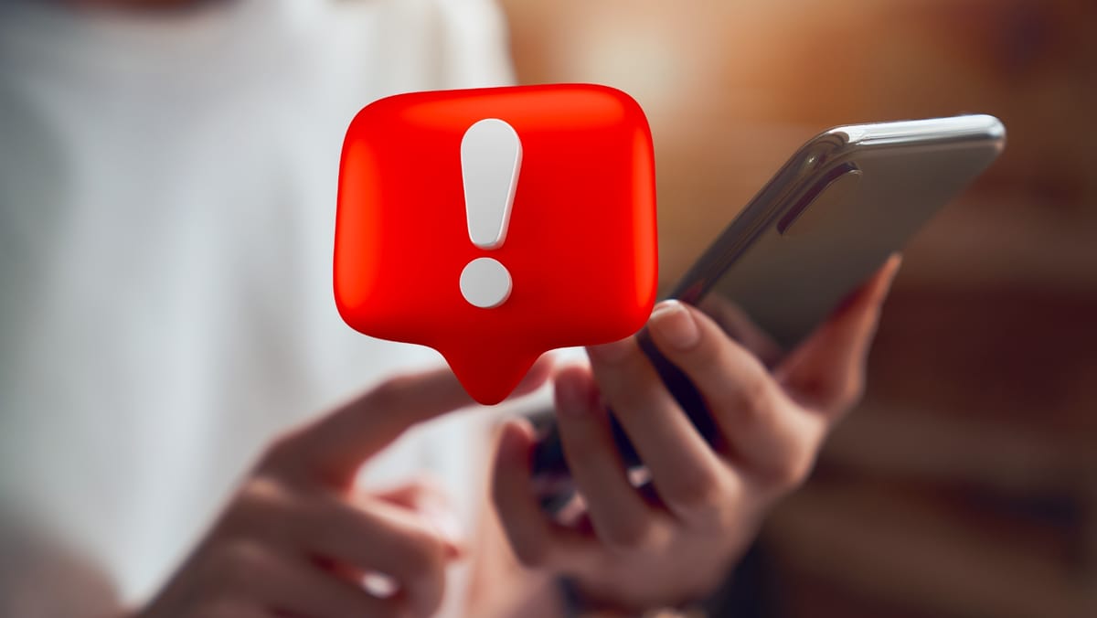 Atenție la tentativele de fraudă pe WhatsApp! Cetățenii sunt îndemnați să nu acceseze link-urile suspecte