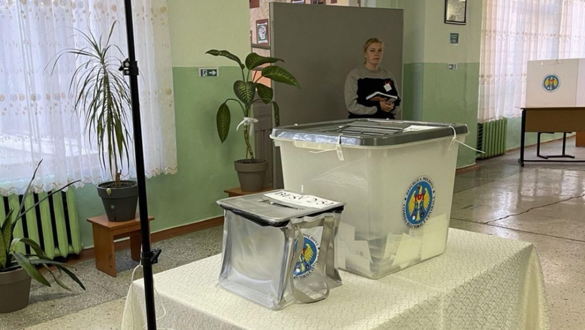 Alegeri în câteva localități din țară. Campania electorală a început pe 17 octombrie